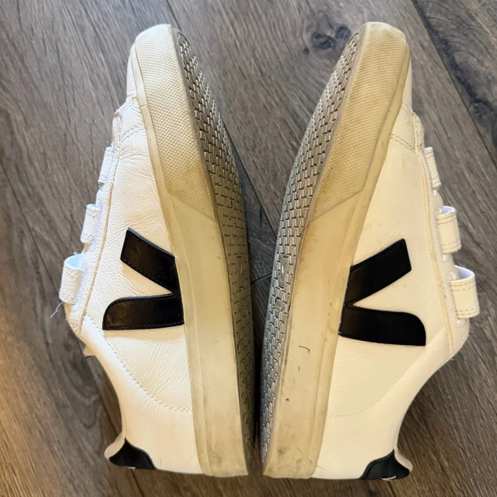 Women’s Veja Recife Logo Velcro Sneakers EU39/US8.5 - Picture 7 of 9